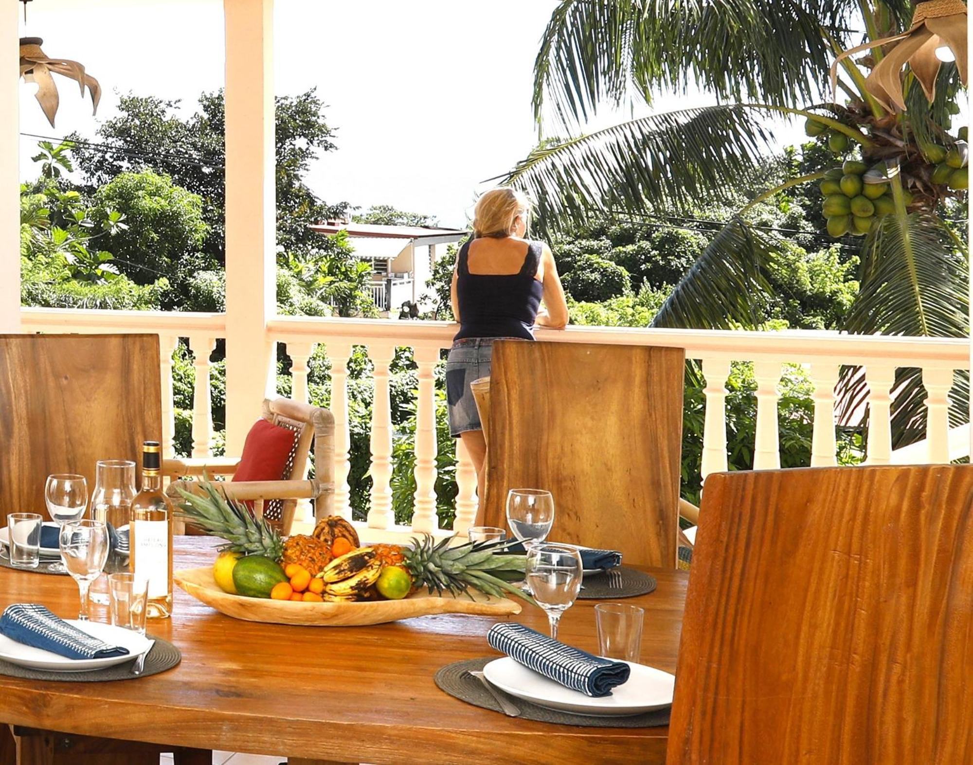 Villa Kanelle, F4, Commerces Et Plage A 100M, Le Diamant Bagian luar foto